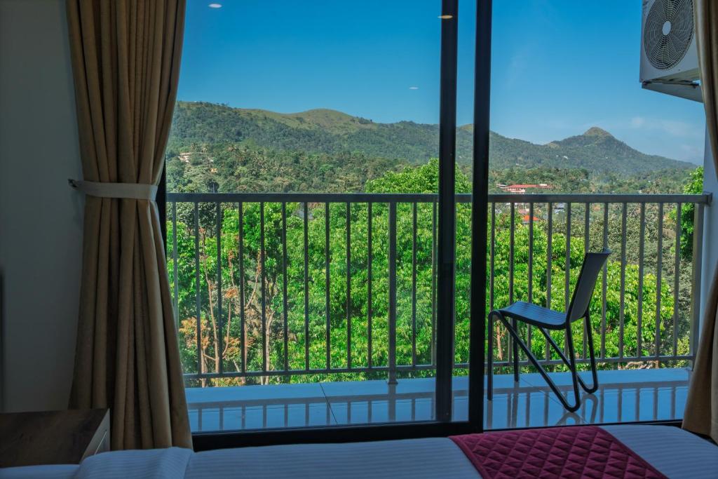 Hotel Woodlark