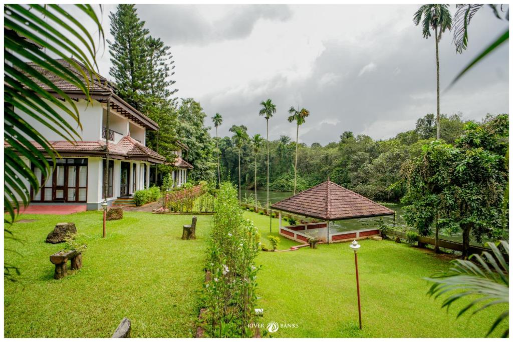 RiverBanks Madaparambil Resorts
